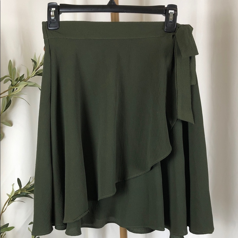 Blue Rain Asymmetrical Wrap and Tie Olive Green Skirt Sz M (B1)
